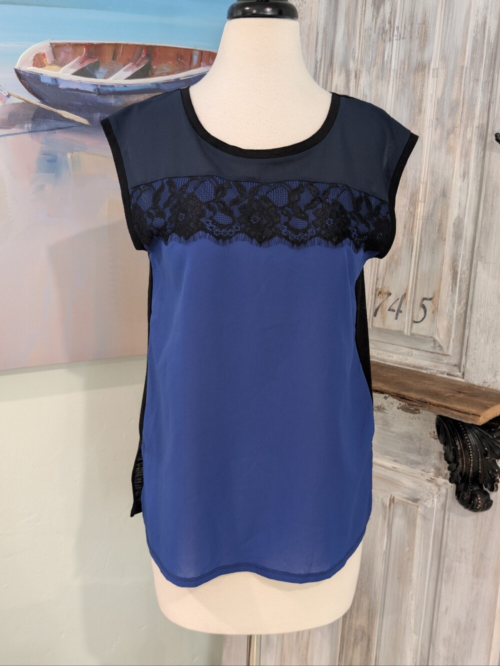 NWT Mystree Royal Blue Cap Sleeveless Blouse, Black Lace Yoke